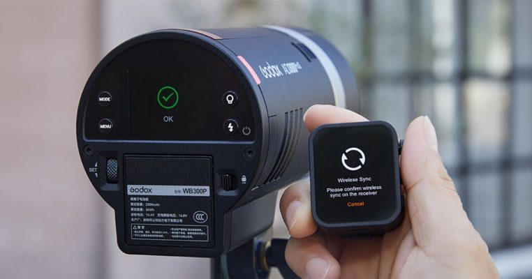 ra mắt Godox AD300Pro II