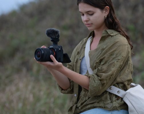 ra mắt Sony FE 28-70mm f/3.5-5.6 OSS II