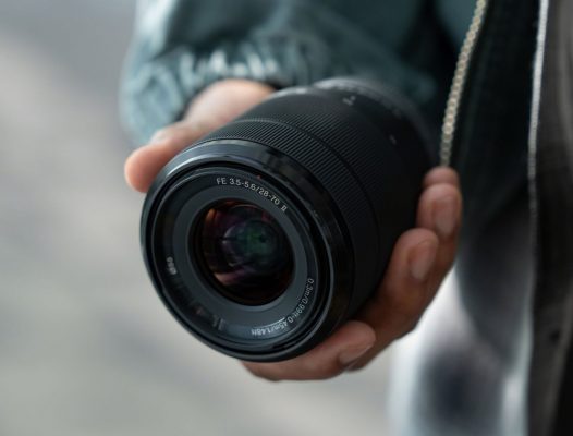 ra mắt Sony FE 28-70mm f/3.5-5.6 OSS II