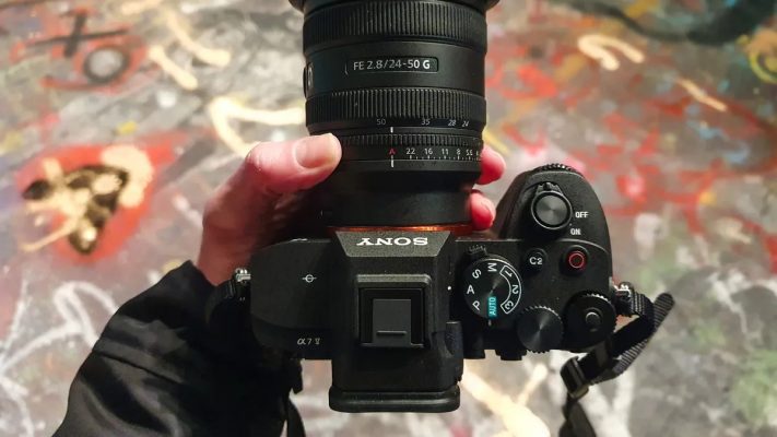 sony a7 v và a7 iv