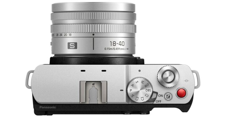 2 phiên bản Panasonic Lumix S9 mới