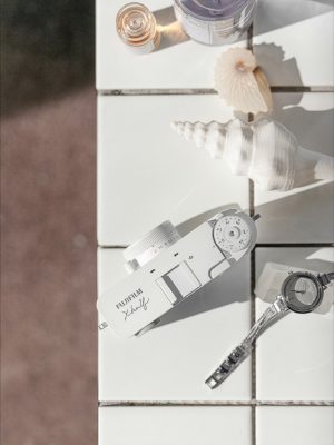 Fujifilm X half màu trắng