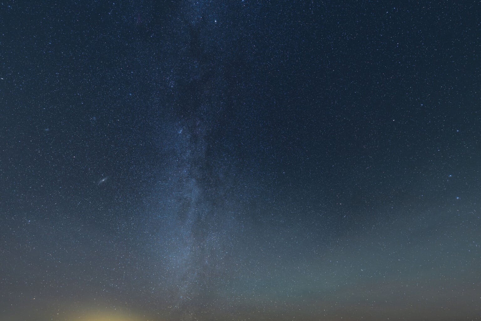 ra mắt Canon RF 14mm f/1.4L VCM