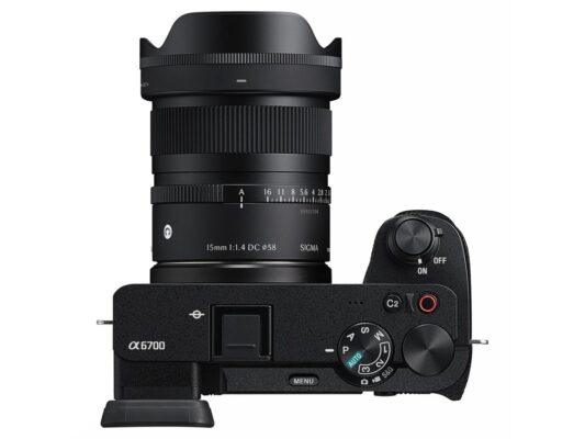 ra mắt Sigma 15mm f/1.4 DC Contemporary