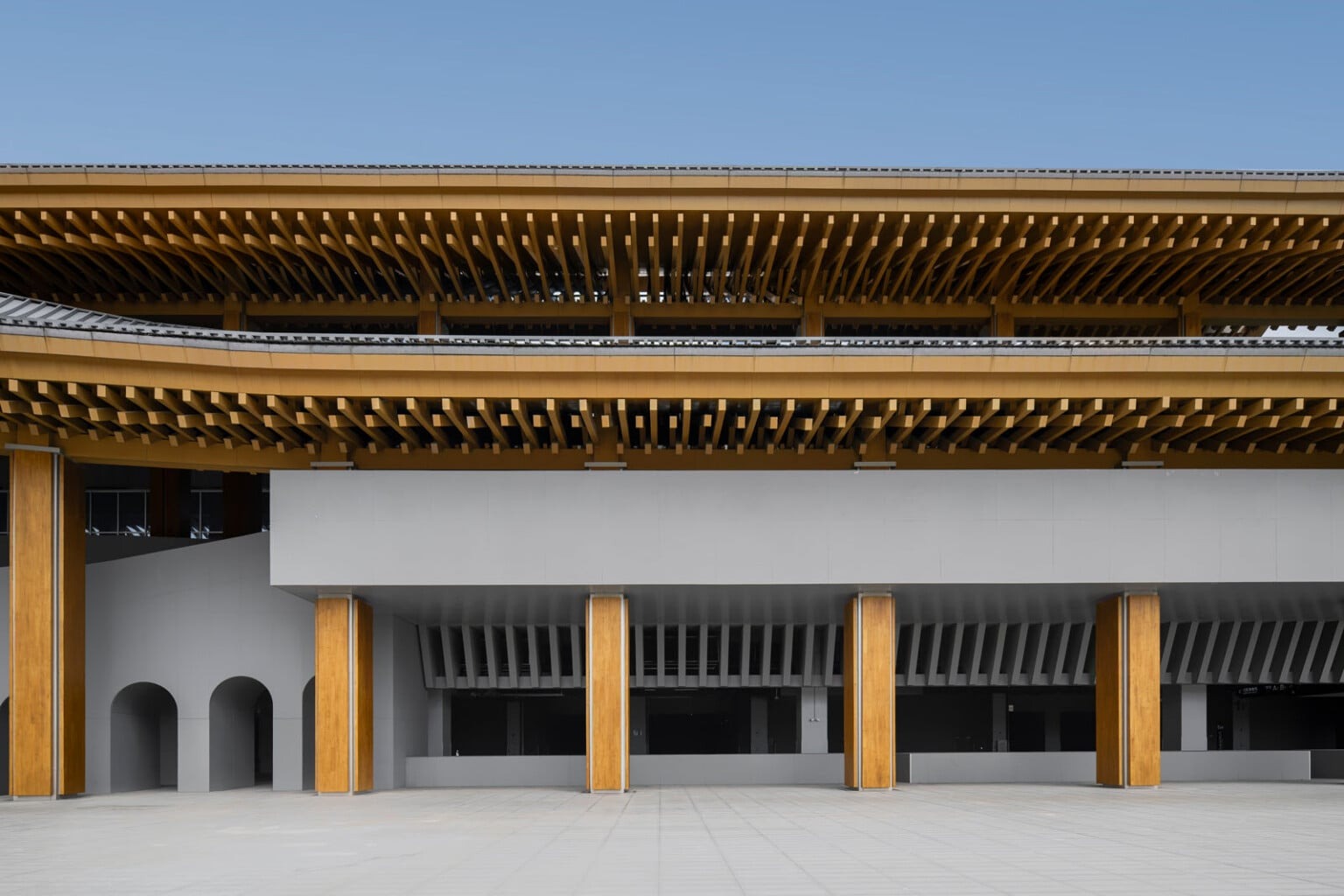 Laowa 17mm f/4 Zero-D Tilt-Shift