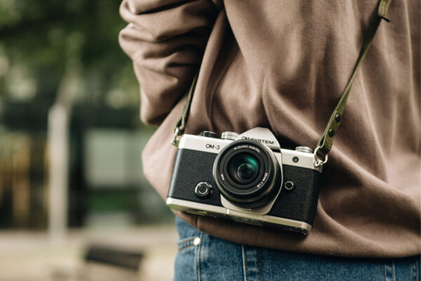 OM SYSTEM OM-3 (Body Only)