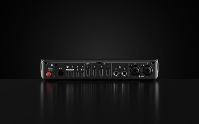 ra mắt RodeCaster Video Core
