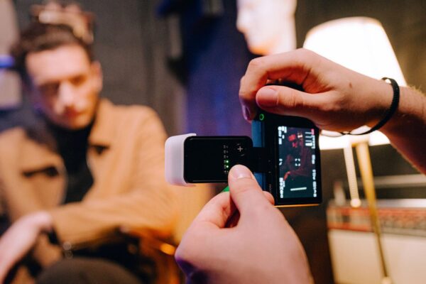 ra mắt Viltrox Vintage Z2