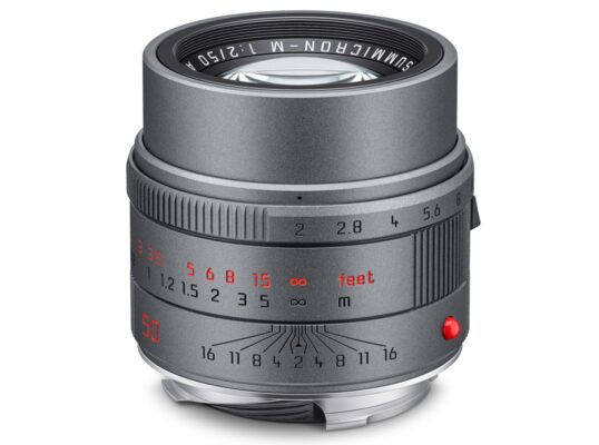 máy ảnh leica màu mới