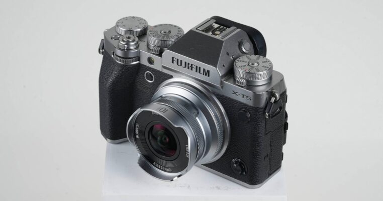 ra mắt Brightin Star 10mm f/5.6 II