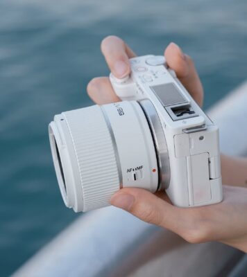 Ra mắt Meike 56mm f/1.7