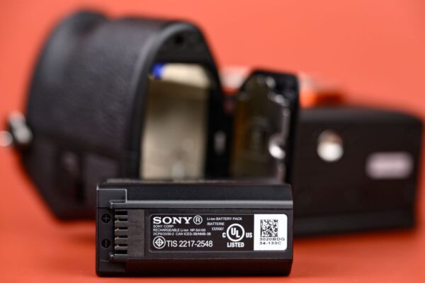 ra mắt Sony a7R VI