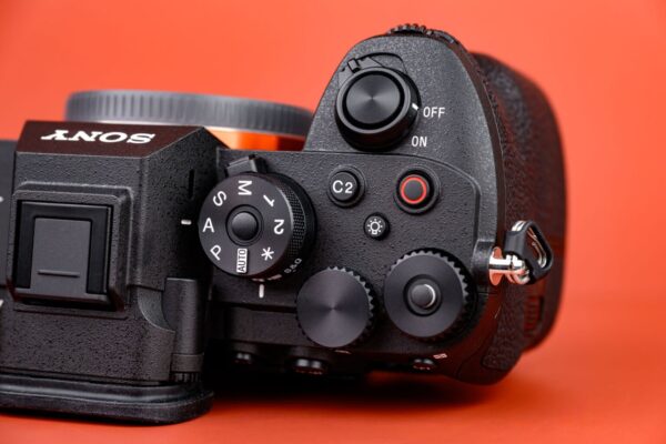 ra mắt Sony a7R VI