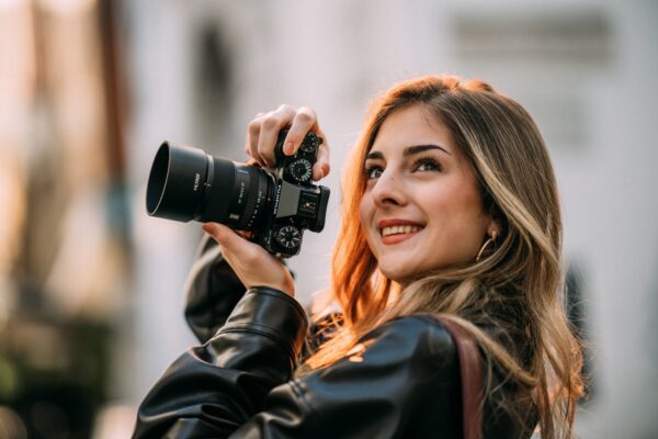 Viltrox Evo 75mm f/1.8 và 90mm f/2.2
