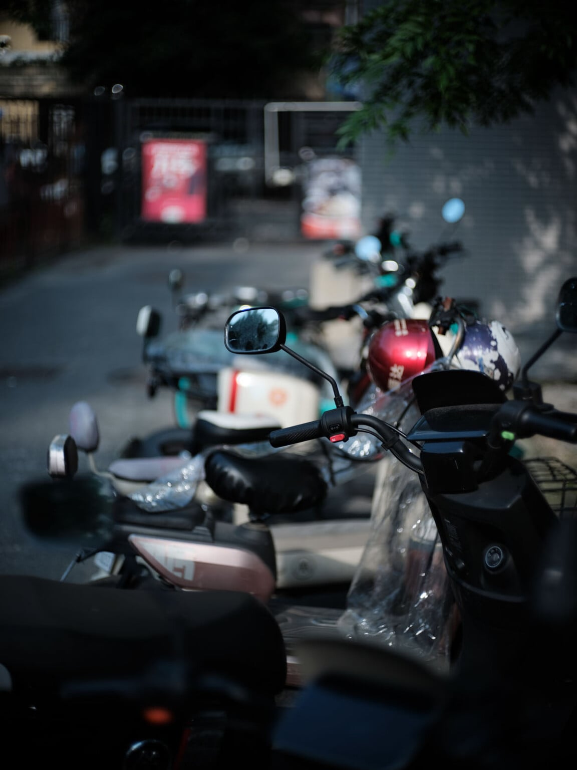 ra mắt Light Lens Lab 75mm f/1.5 'Z21'