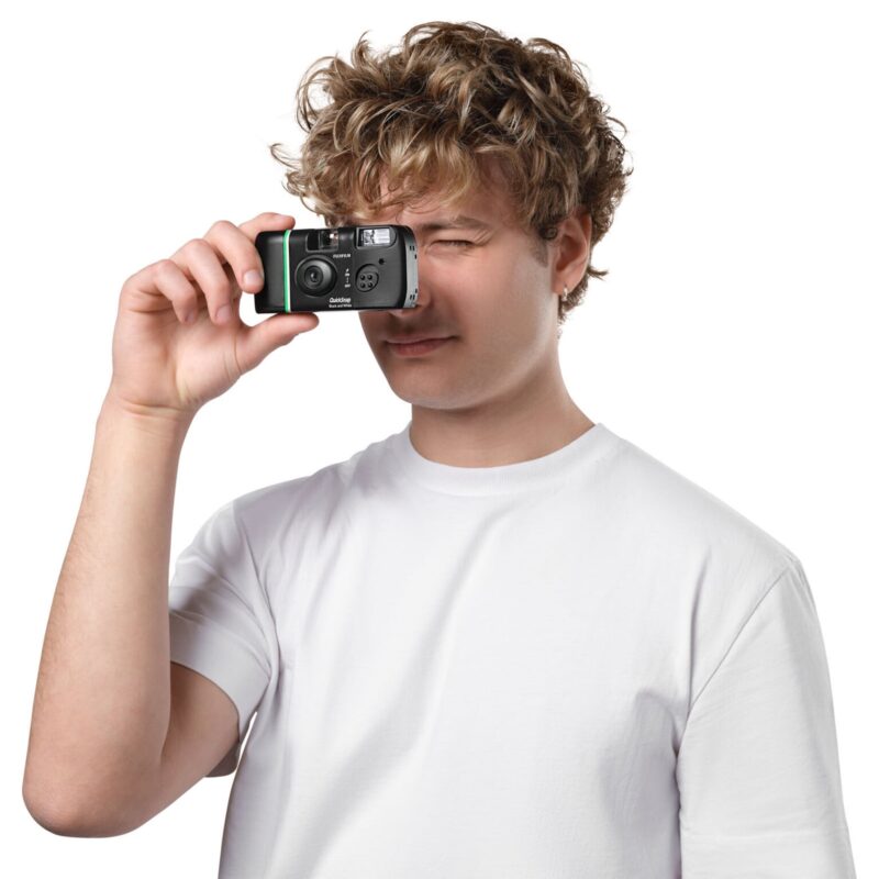 2 mẫu fujifilm quicksnap mới