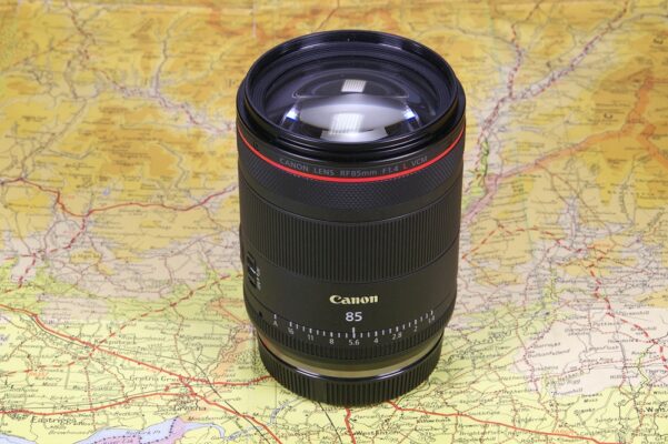 đánh giá canon RF 85mm f/1.4 VCM