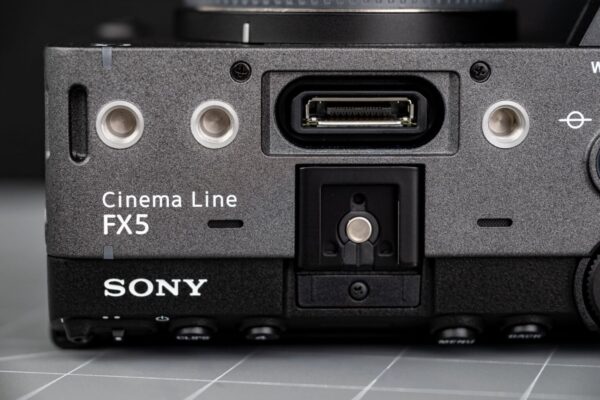ra mắt sony fx5
