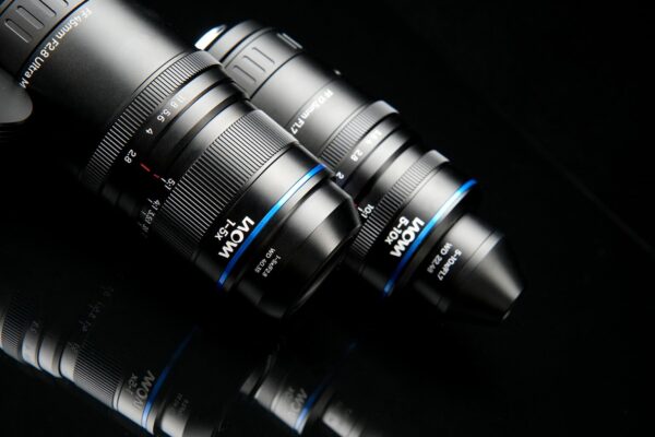 Laowa Aksen 45mm f/2.8 và 17.5mm f/1.7