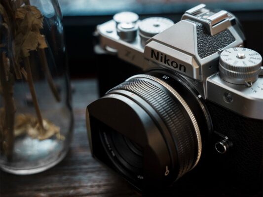 SG-image AF 35mm f/2.2 ngàm L