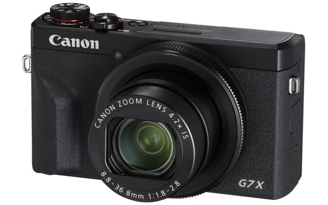 máy ảnh compact canon