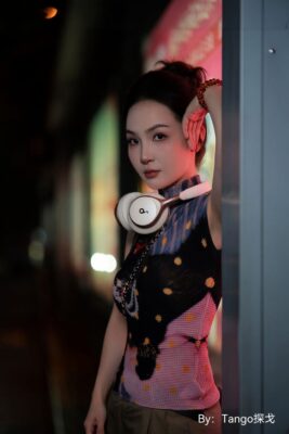 TTArtisan 85mm f/1.8 Neo