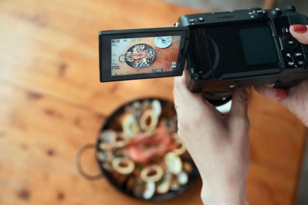 ra mắt nikon z5 iic