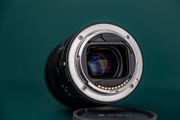 Ra mắt Sony 8-14mm f/3.5 Fisheye G