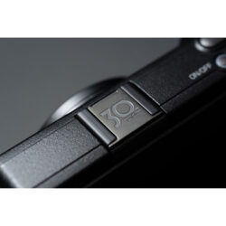 Ricoh GR IV (30th Anniversary Edition Kit) - Ảnh 8