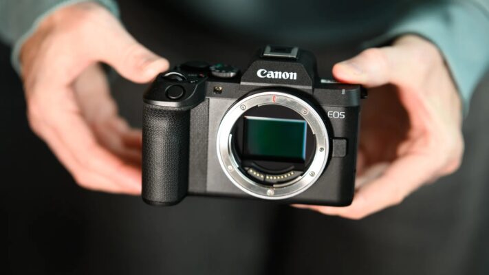 đánh giá canon eos r8 mark ii