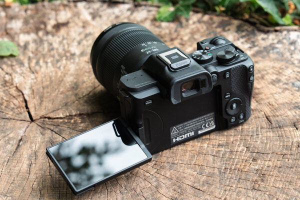 đánh giá canon eos r8 mark ii