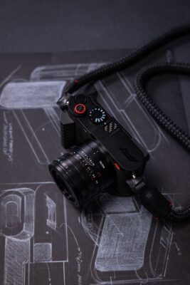 Ra mắt Leica Q3 43 Formula 1