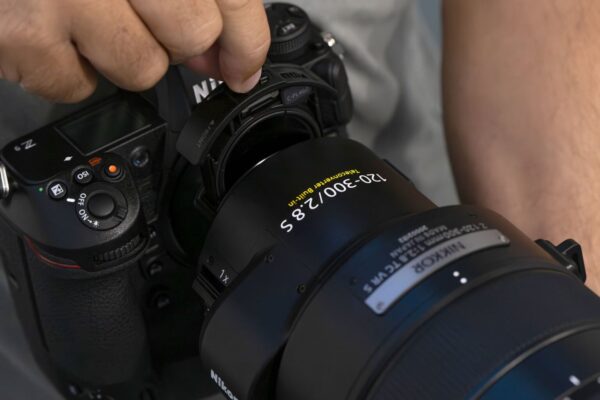 Ra mắt Nikkor Z 120-300mm f/2.8 TC VR S