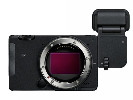 ra mắt Sigma FP2